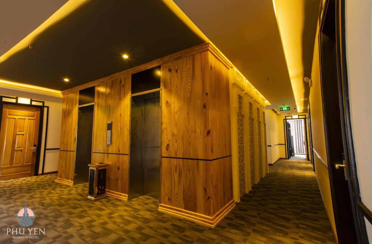 Phu Yen Everyday Hotel Туихоа Экстерьер фото