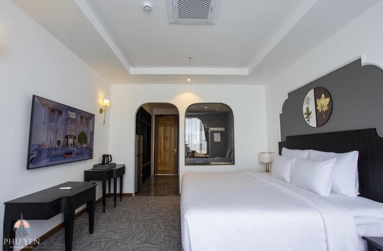 Phu Yen Everyday Hotel Туихоа Экстерьер фото