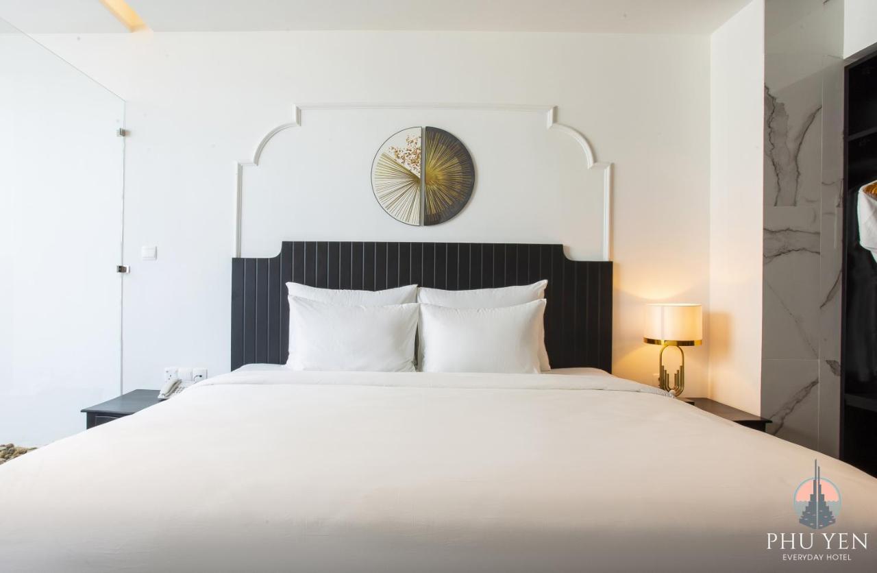 Phu Yen Everyday Hotel Туихоа Экстерьер фото