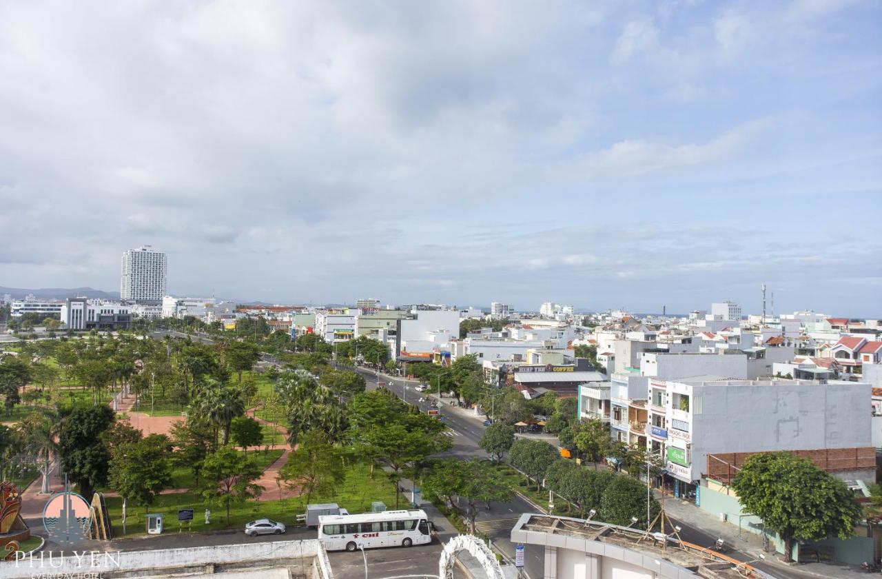 Phu Yen Everyday Hotel Туихоа Экстерьер фото