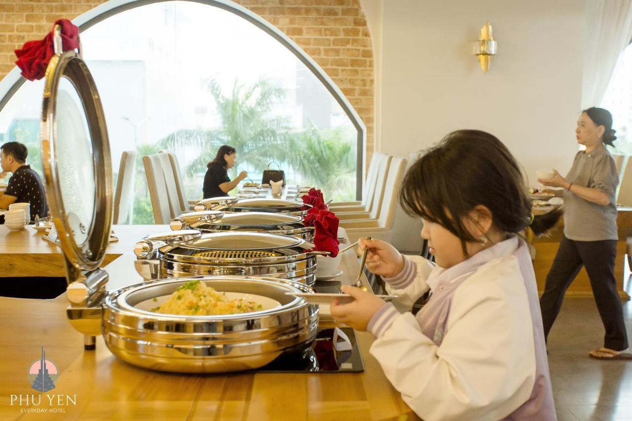 Phu Yen Everyday Hotel Туихоа Экстерьер фото