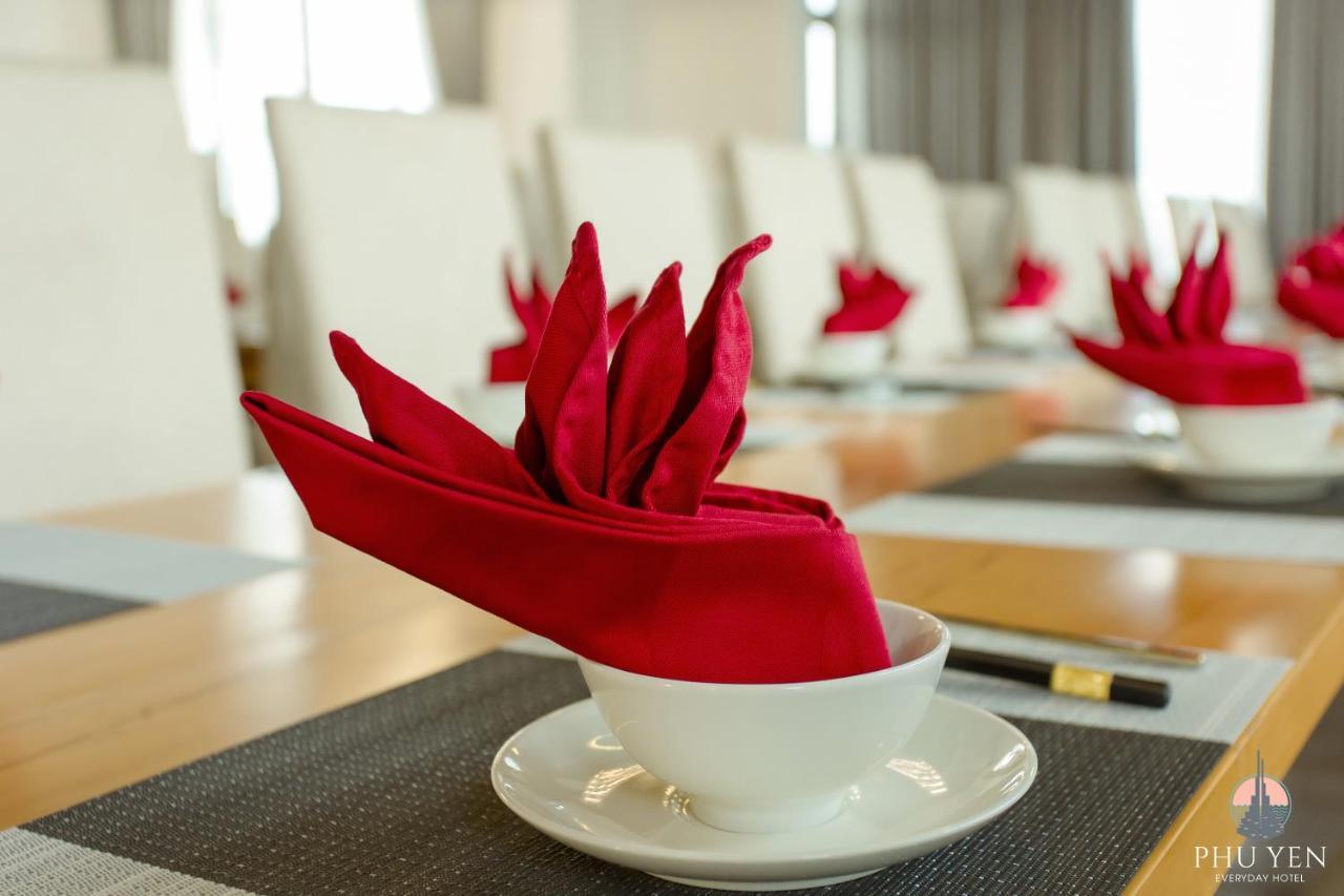 Phu Yen Everyday Hotel Туихоа Экстерьер фото