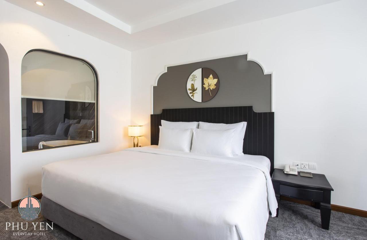 Phu Yen Everyday Hotel Туихоа Экстерьер фото